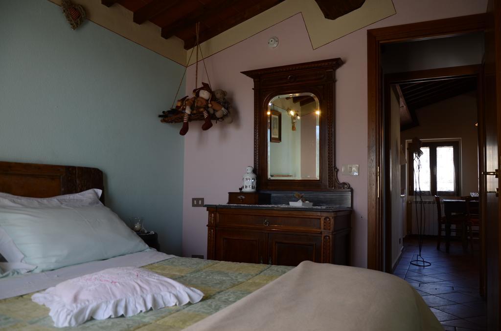 Il Borghetto Di Carra Apartment Talla Екстериор снимка