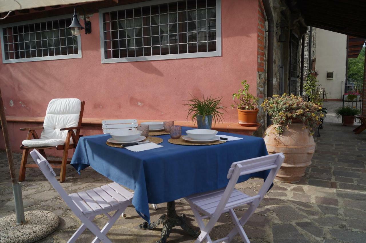 Il Borghetto Di Carra Apartment Talla Екстериор снимка
